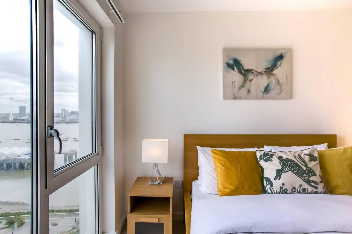 Guestready - Comfort By The Thames, W/ Balcony Londra Exterior foto