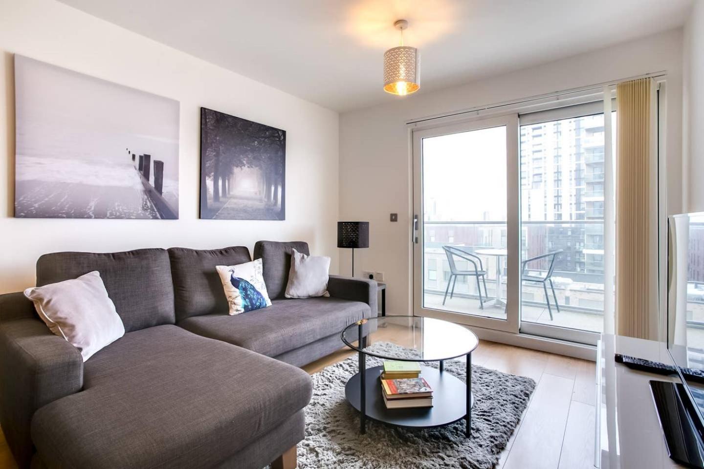 Guestready - Comfort By The Thames, W/ Balcony Londra Exterior foto