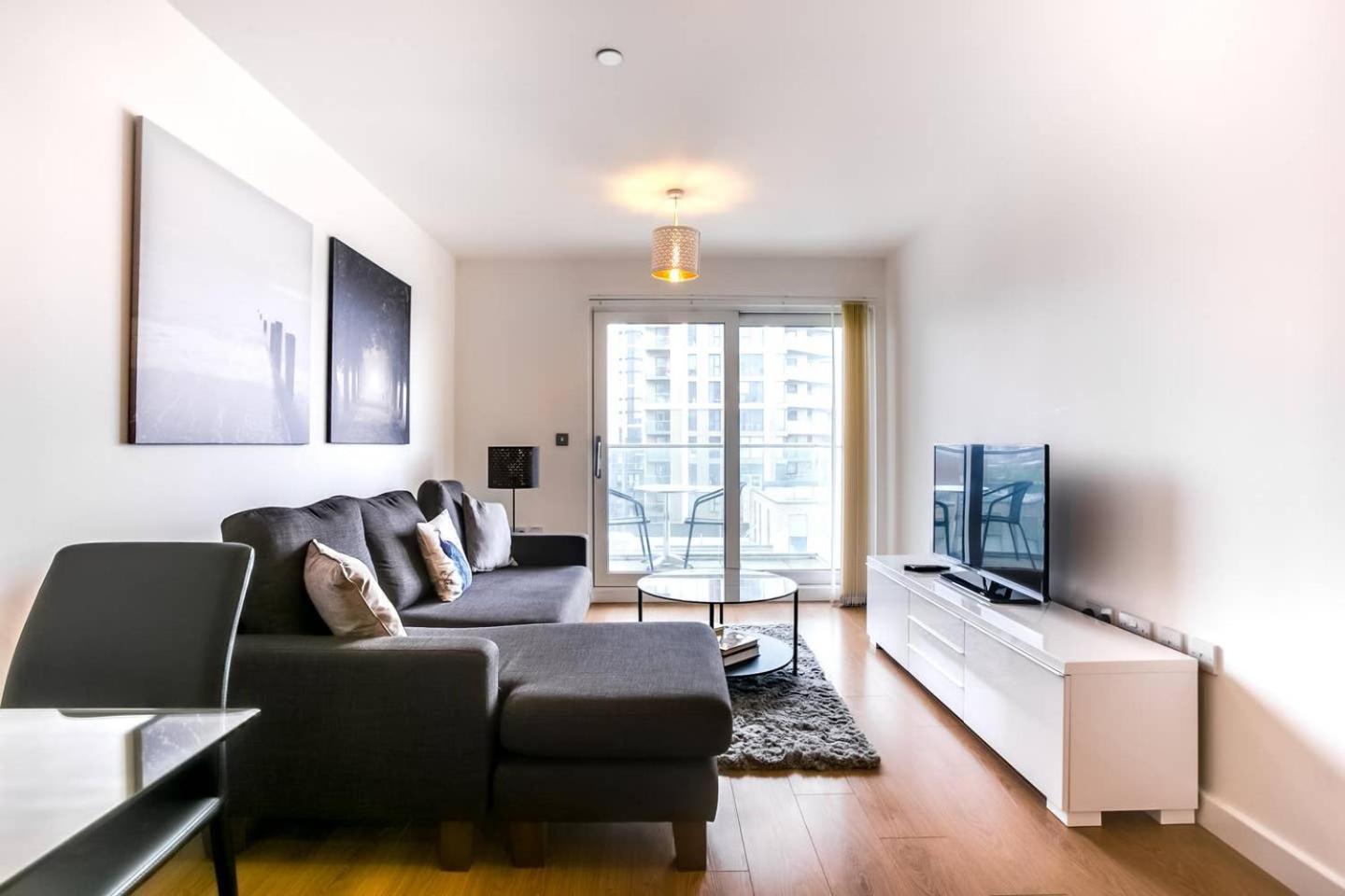 Guestready - Comfort By The Thames, W/ Balcony Londra Exterior foto